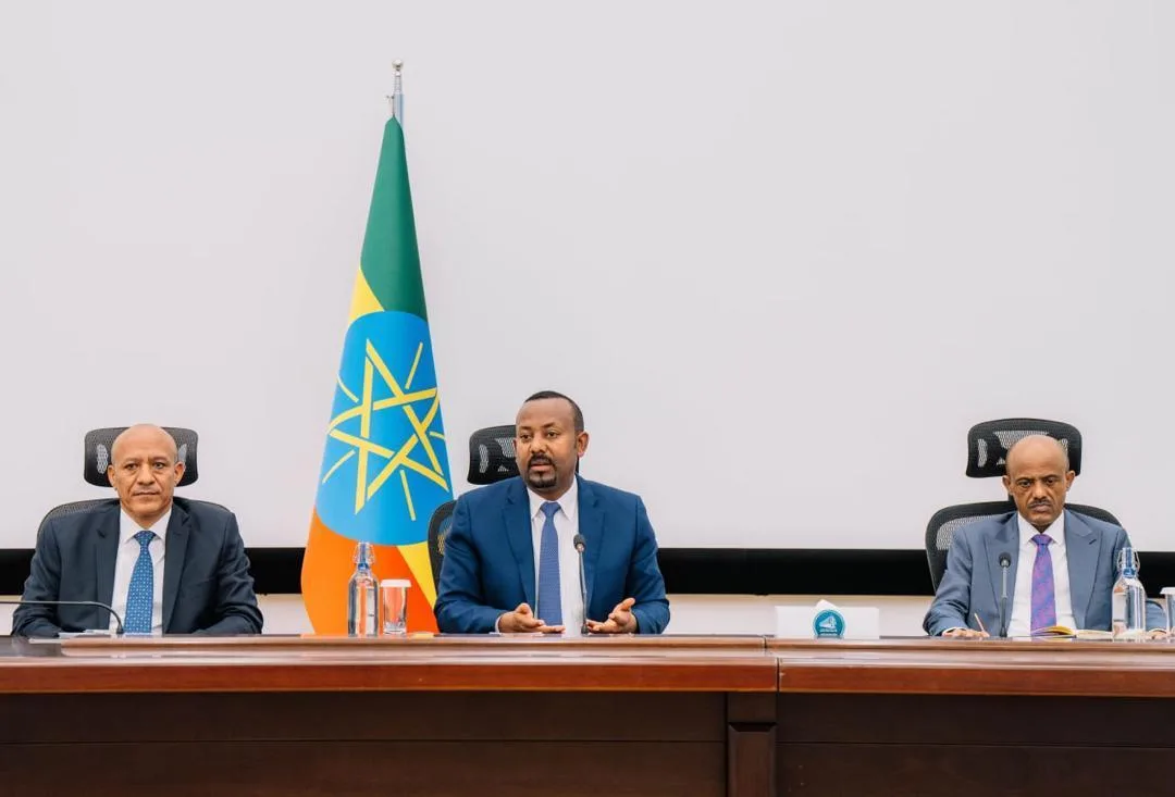 Prime Minister Abiy Ahmed meeting with representatives from all zones of the Amhara region in his office. Source: Office of the Prime Minister. 